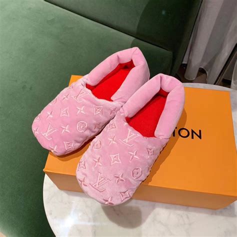 louis vuitton slippers pink fluffy|Louis Vuitton fuzzy slippers.